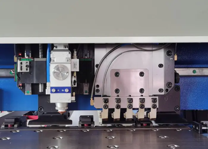 Máquina CNC de ranurado en V 1 Máquina de ranurado en V CNC integrada y máquina de corte por láser